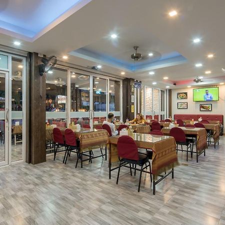 Baan Thai Beach Side Residence Patong Buitenkant foto