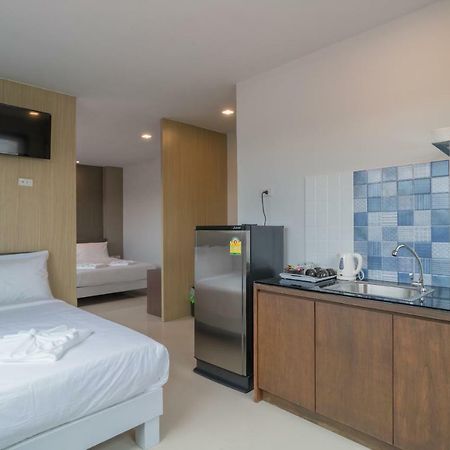 Baan Thai Beach Side Residence Patong Buitenkant foto